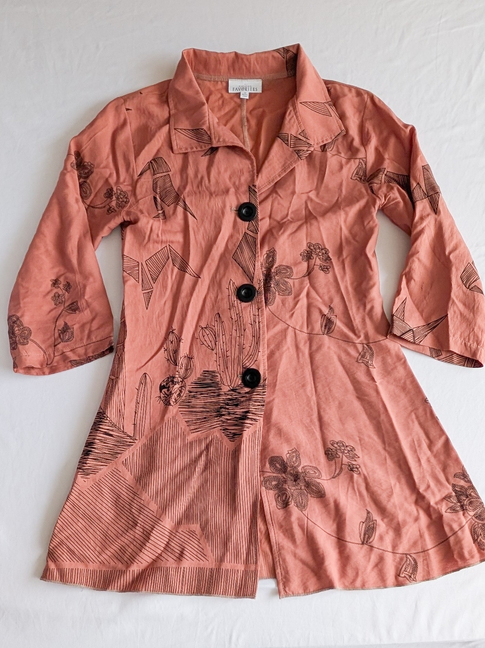 Favorites Dusty Rose Desert Floral 3-Button Tunic, 3/4 Sleeves, Pointed Collar M